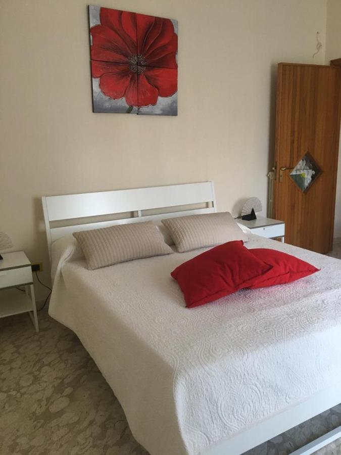 Paestum Rosae Bed and Breakfast Εξωτερικό φωτογραφία