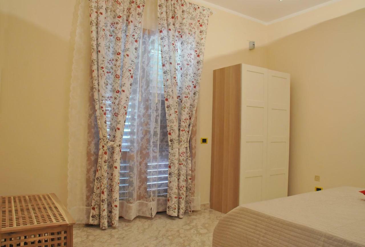 Paestum Rosae Bed and Breakfast Εξωτερικό φωτογραφία