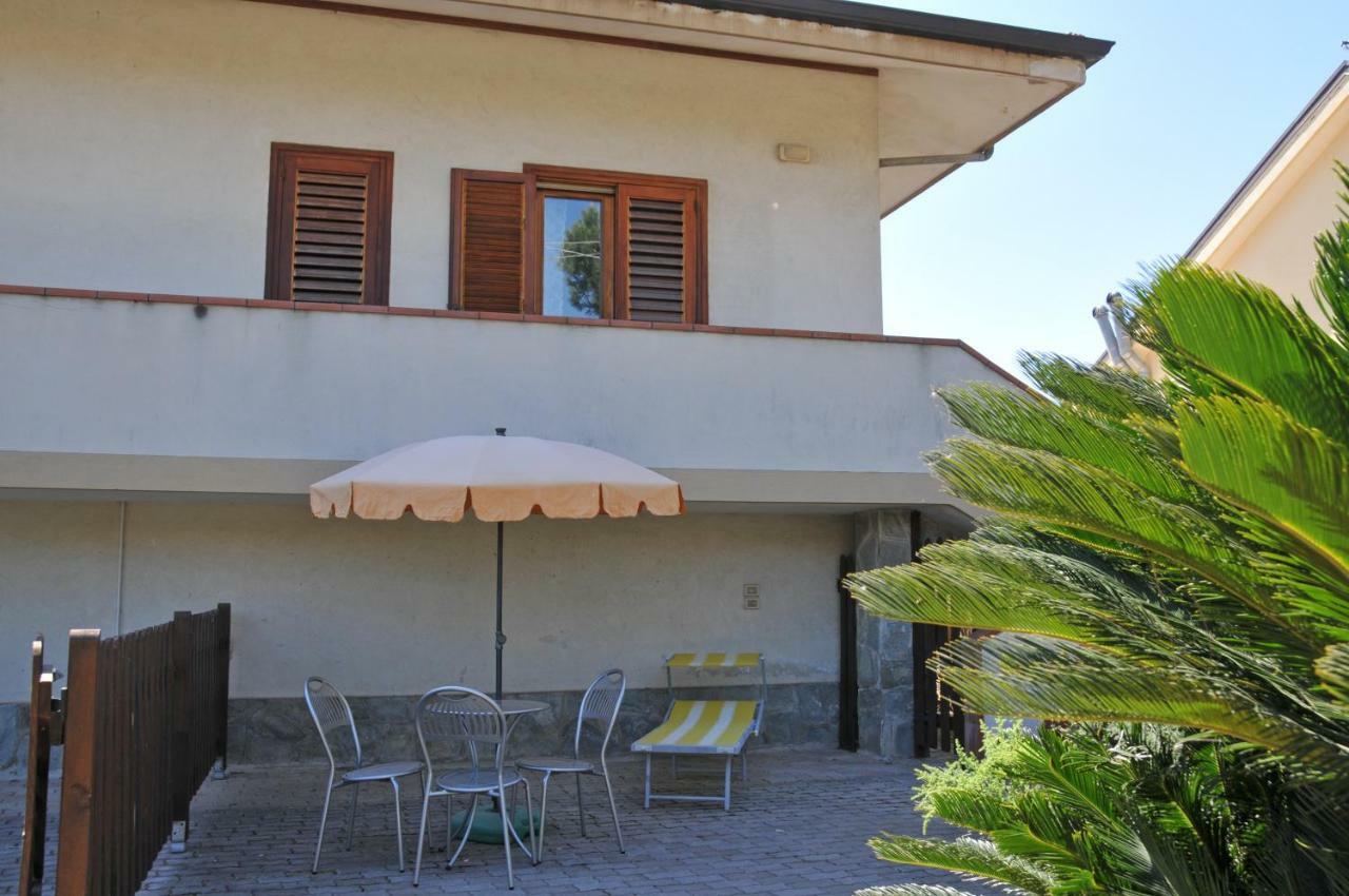 Paestum Rosae Bed and Breakfast Εξωτερικό φωτογραφία